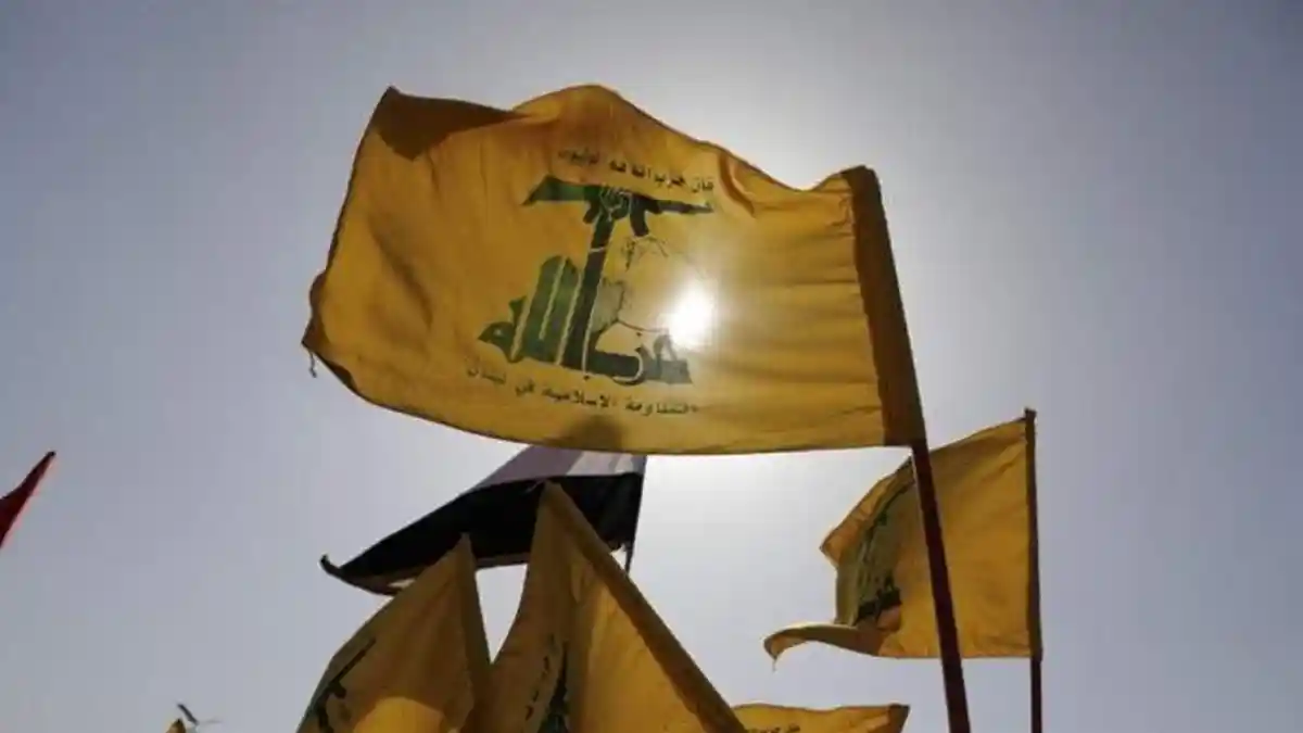 BENDERA-HIZBULLAH-LEBANON-WRWRR3WR