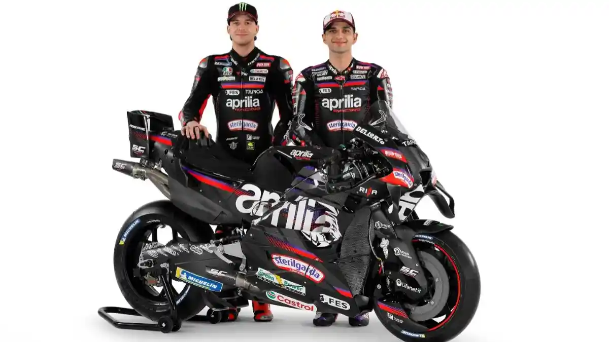 Bezzecchi-dan-Martin-Launching-Aprilia