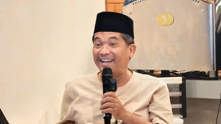 New Policy: Ray Rangkuti: Rp100 M untuk Sapi Kurban Prabowo Habiskan 70 Persen Jatah DOP dan Banmaspres Setahun