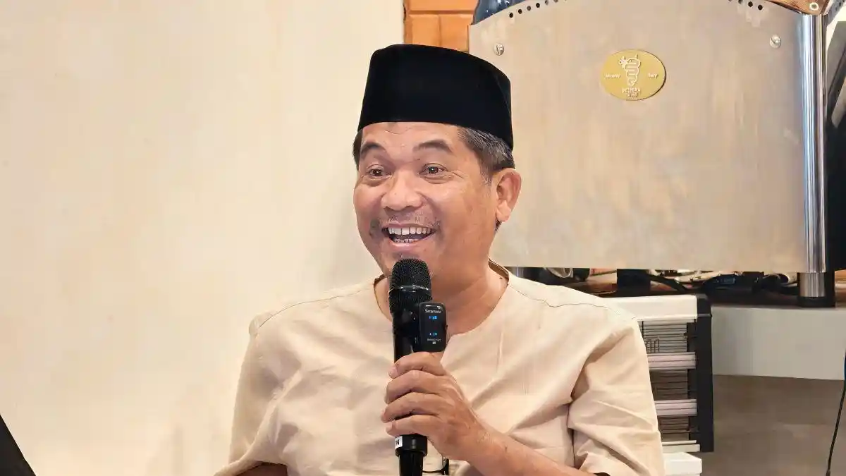 Direktur-Eksekutif-Lingkar-Madani-Ray-Rangkuti-3213