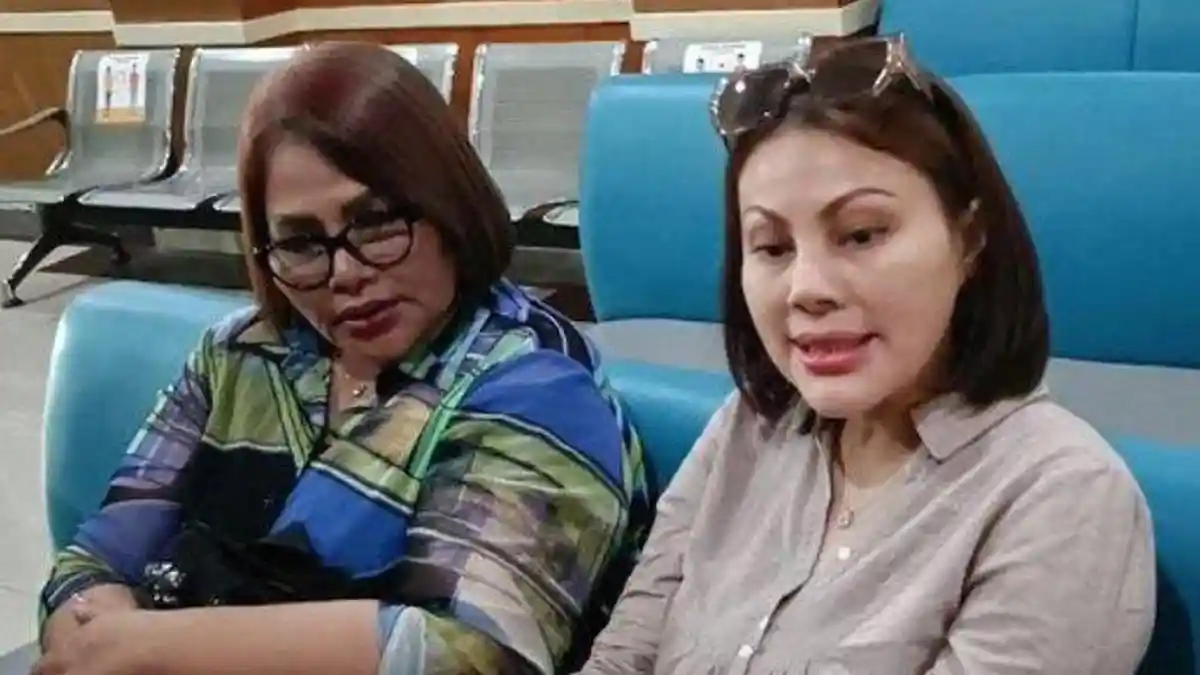 Febby-Carol-Kakak-Virgoun-bersama-Ibundanya-Eva-Manurung-cmmdmfd