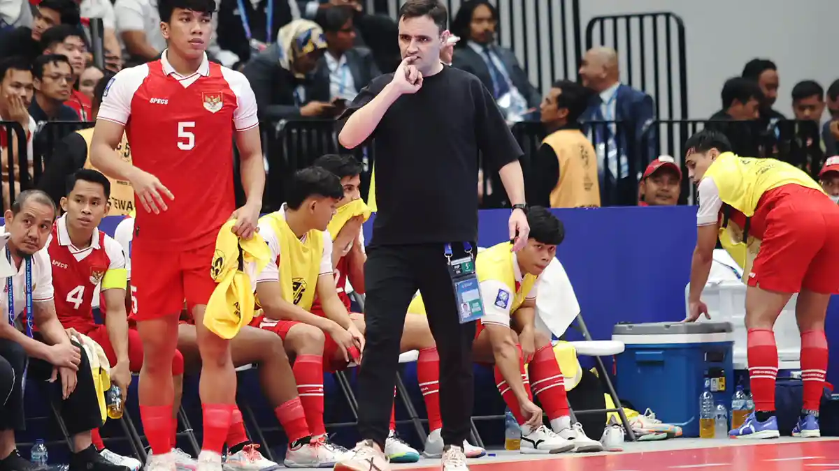 Hector-Souto-Juru-Taktik-Timnas-Futsal-Indonesia-yang-Aktraktif_20260206_080641