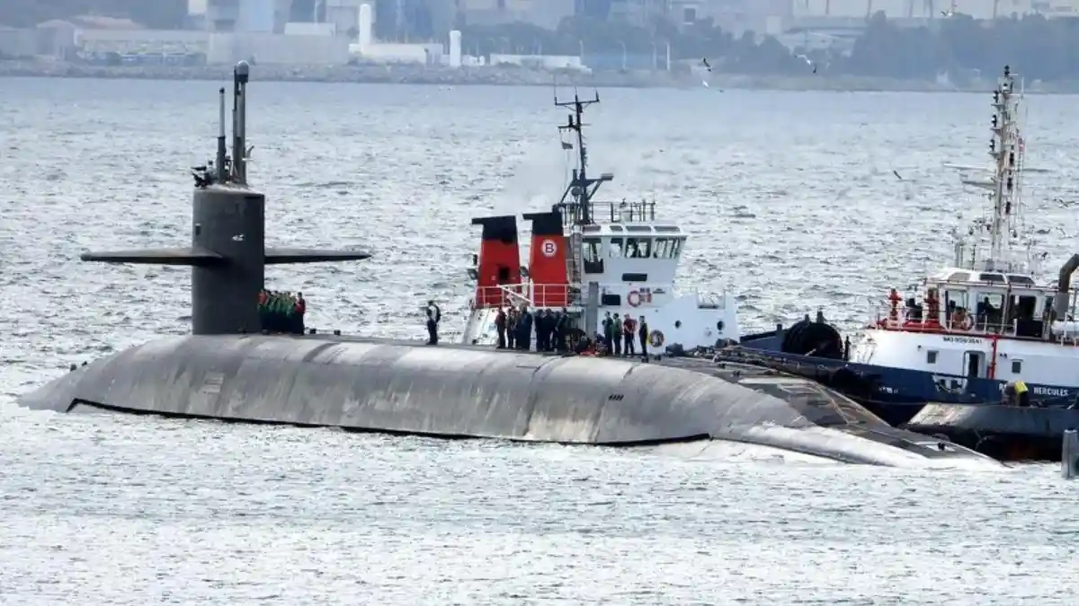 Kapal-Selam-Amerika-USS-Alaska