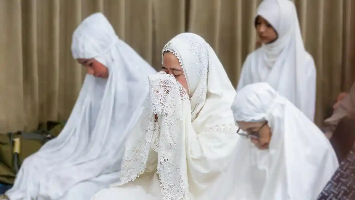 Ketua-DPR-RI-Puan-Maharani-Salat-Iduladha-2026-di-Masjid-Baiturrahman-Parlemen