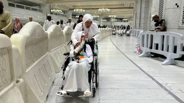 Special Plan: Momen Jemaah Haji Tertua Indonesia Pertama Kali Lihat Ka’bah, Mbah Marsiyah Bahagia Wujudkan Mimpi