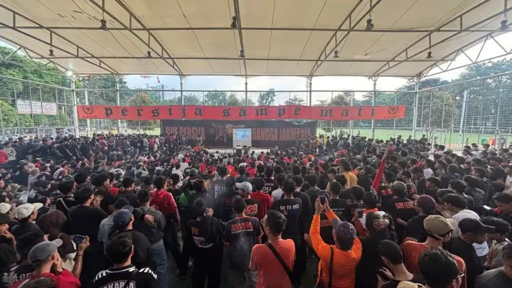 Visit Agenda: Pramono Doakan Persija Menang, Jakmania Tetap Bergelora Meski Persib Unggul Sementara di El Clasico