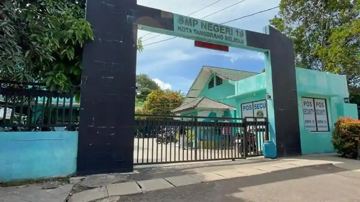 PERUNDUNGAN-DI-SEKOLAH-Suasana-SMPN-19-Kota-Tangerang-Selatan
