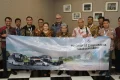 Important Visit: 32 Unit Dipesan PO Sinar Jaya, Daimler Panen Orderan Sasis Bus di Busworld 2026