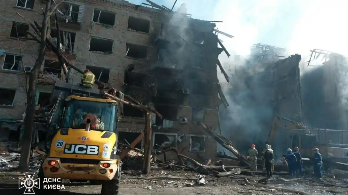 Rusia-membombardir-ibu-kota-Ukraina-Kyiv