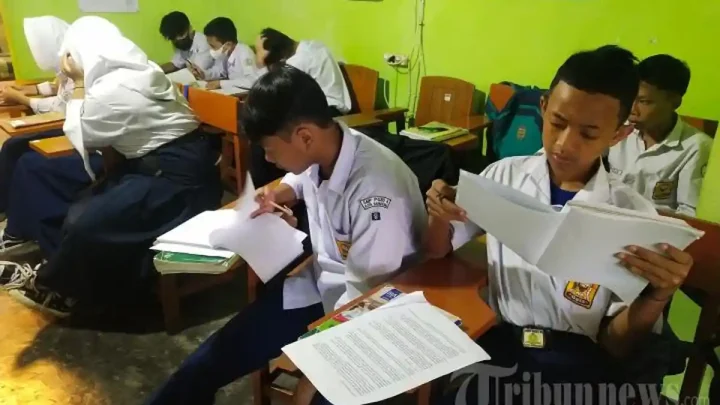Main Agenda: Kunci Jawaban Bahasa Indonesia Kelas 8 Halaman 207 Kurikulum Merdeka, Kegiatan 8.2