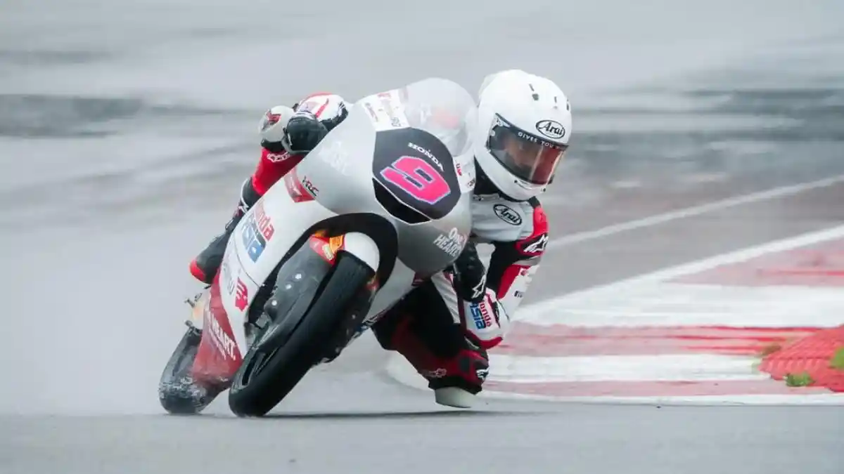 Veda-Pratama-saat-Tes-Moto3-2026-Portimao