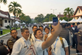 Facing Challenges: Gundukan Uang Rp 10,2 Triliun di Kejagung Jadi Lokasi Selfie Para Tamu Undangan