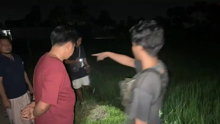 Driver Ojol Dibegal Penumpangnya Sendiri di Gresik – Korban Diserang Pakai Benda Tumpul