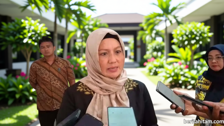 Latest Program: Hadiri Pemakaman Suami di Jakarta, Wagub Babel Hellyana Diizinkan Keluar Lapas 2 Hari