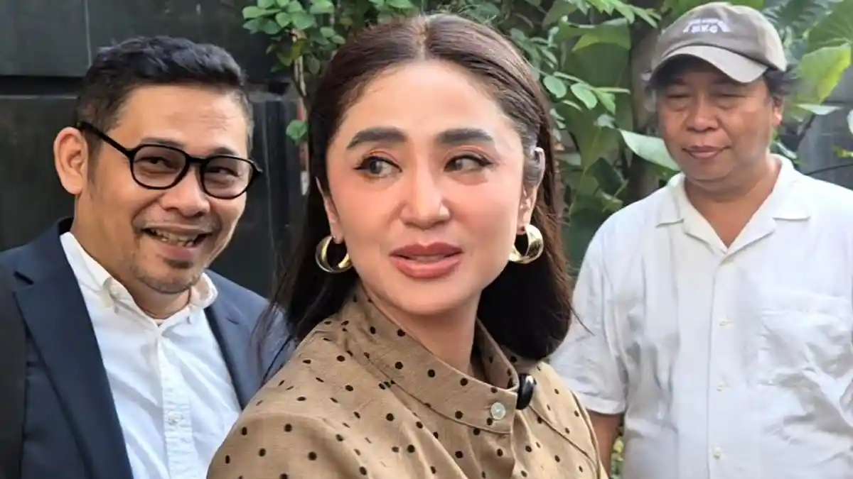 depe-dewi-perssik-caut