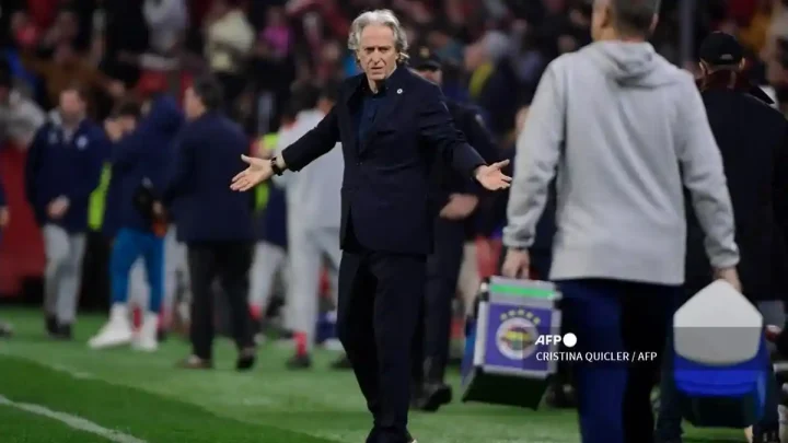 Solving Problems: Sedang Moncer Bersama Al Nassr, Jorge Jesus Malah Mau Pergi, Ronaldo cs Bakal Punya Pelatih Baru?