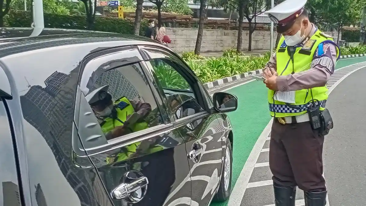 polisi-gelar-operasi-patuh-jaya-2021_20210920_183227