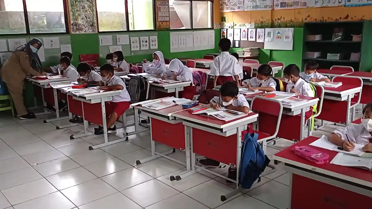 ptm-100-persen-kota-tangerang_20220404_101226