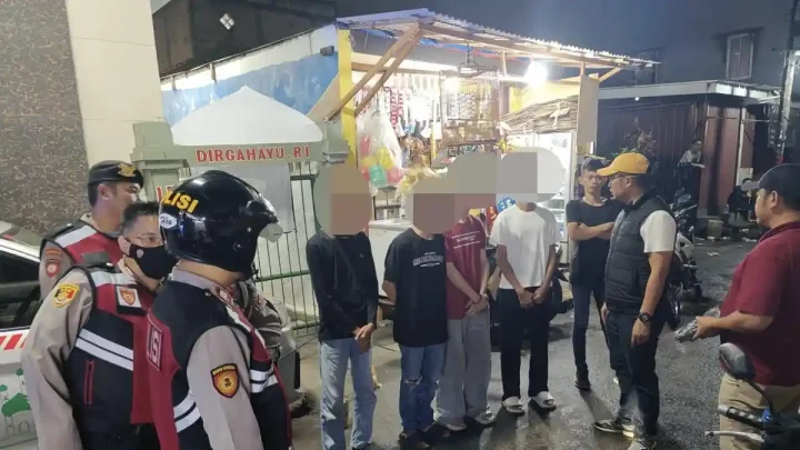 Polisi Razia Titik Rawan di Jakarta Pusat – 7 Pemuda Ditangkap Terkait Narkoba dan Obat Keras