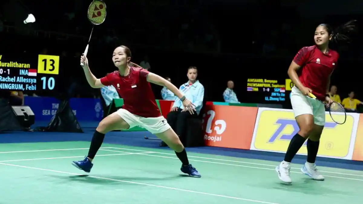 Aksi-ganda-putri-Indonesia-Rachel-Allesya-RoseFebi-Setianingrum-di-SEA-Games-2025