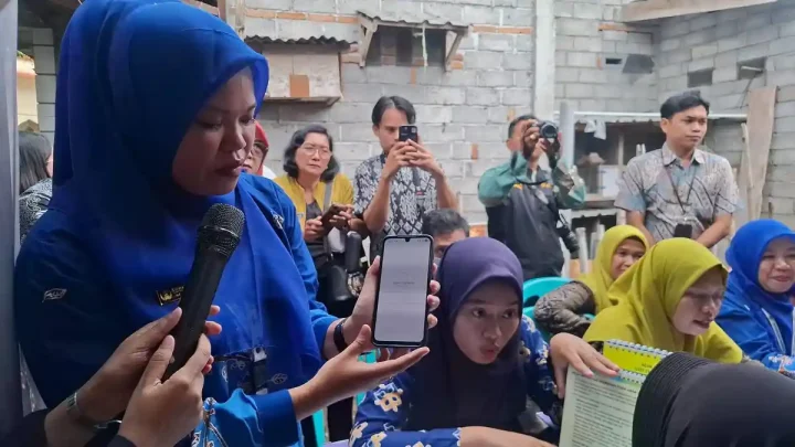 Key Strategy: Pakai Aplikasi AI, Bidan Silviana Lebih Mudah Tentukan Faktor Risiko Ibu Hamil di Lombok Barat
