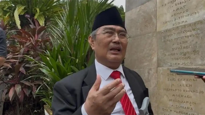 What Happened During: Jimly Kenang Sosok ‘Setengah Malaikat Hidup’ Ayah Ryamizard Ryacudu: Ditembak Belanda Nggak Mempan