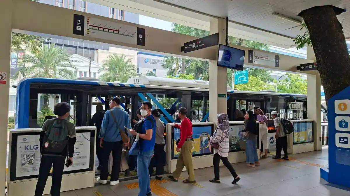 Kabin-bus-Transjakarta-OK