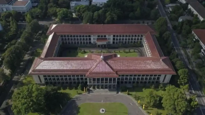 Special Plan: Beasiswa S1 UGM 2026 Green Roof University Scholarship Dibuka, Kuliah Gratis hingga 8 Semester