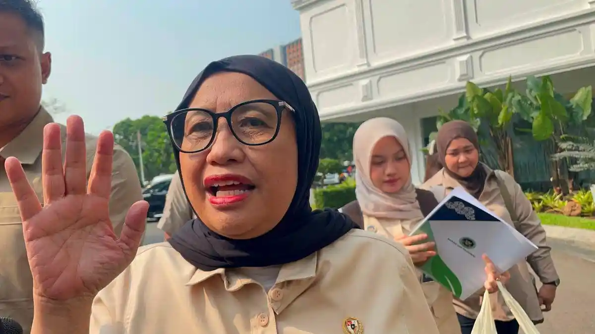 Kepala-BGN-Nanik-S-Deyang-mendatangi-Istana-now