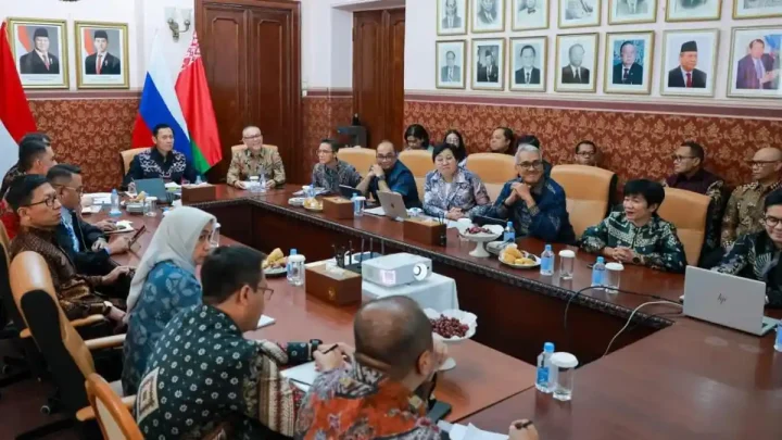 Main Agenda: Tindaklanjuti Kemitraan Indonesia-Rusia, AHY Ajak Diaspora Berperan Kejar Target Ekonomi 8 Persen