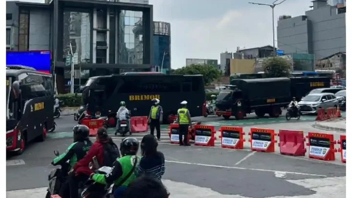 Key Strategy: Suasana Terkini di Bundaran HI Jelang Demo Mahasiswa Tuntut Selamatkan Indonesia