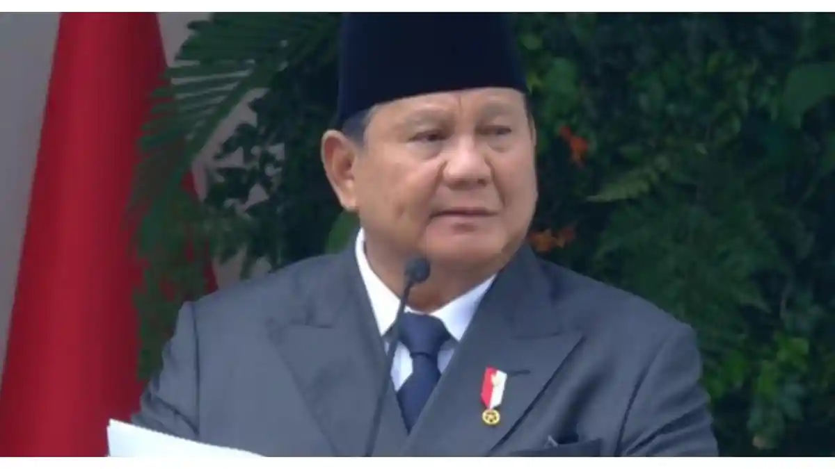 Prabowo-saat-Jadi-Inspektur-Upacara-Peringatan-Hari-Lahir-Pancasila