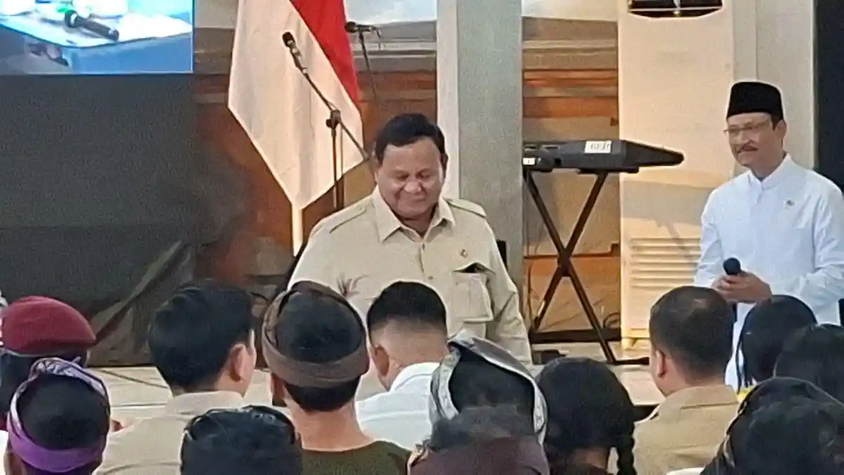 Presiden-Prabowo-Subianto-meninjau-sekolah-rakyat