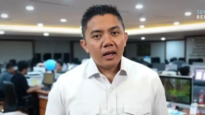 Meeting Results: Teddy Tanggapi Kritik Dino Patti Djalal soal Lawatan Luar Negeri Prabowo, Singgung Biaya Pribadi