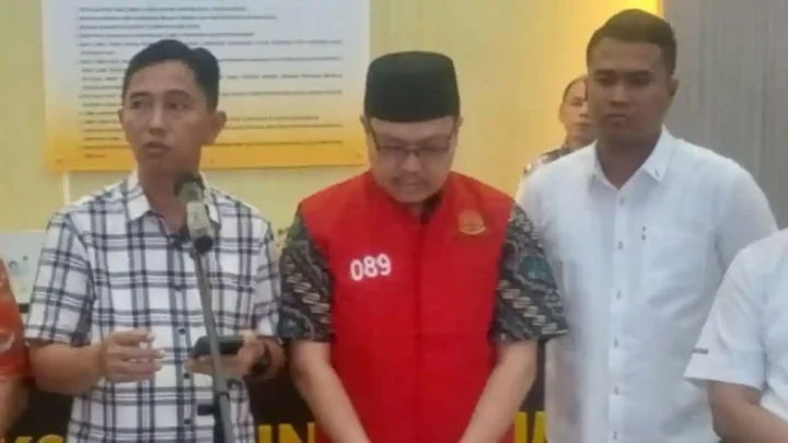 Buron 4 Tahun – Notaris Terpidana Pemalsuan Surat Ditangkap di Sumbar