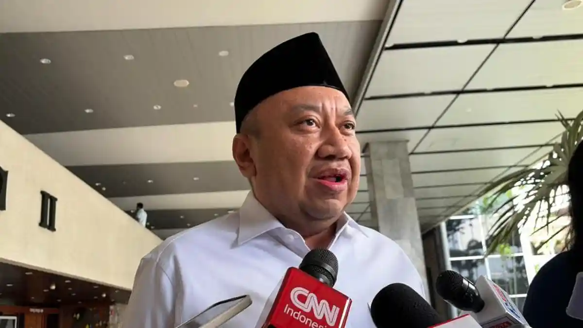 Wakil-Ketua-Komisi-X-DPR-RI-Lalu-Hadrian-Irfani-1