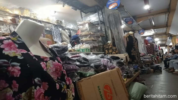 Key Issue: Bertahan di Tengah Gempuran Toko Online, Pedagang Busana Pengantin Beringharjo jadi Agen BRILink