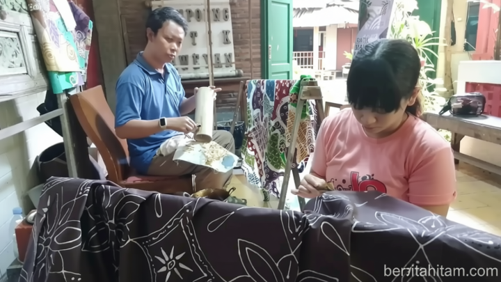 Meeting Results: Bergerak Bersama Teman Tuli, UMKM Batik Tulis di Laweyan Solo Sulap Keterbatasan Jadi Karya Bernilai