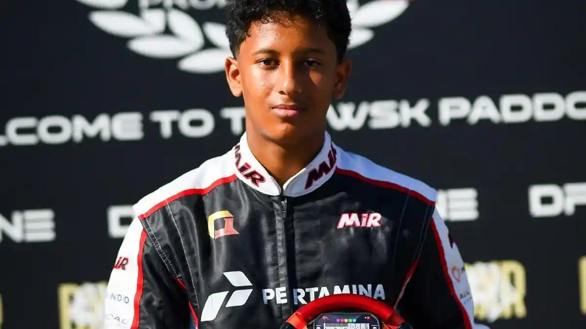 CETAK-SEJARAH-KARTING-Pebalap-muda-Indonesia-Qarrar-Firhand
