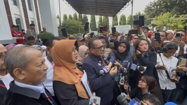 Important News: Sampaikan 6 Keberatan, Kuasa Hukum Dokter Tifa Minta Dakwaan Dibatalkan