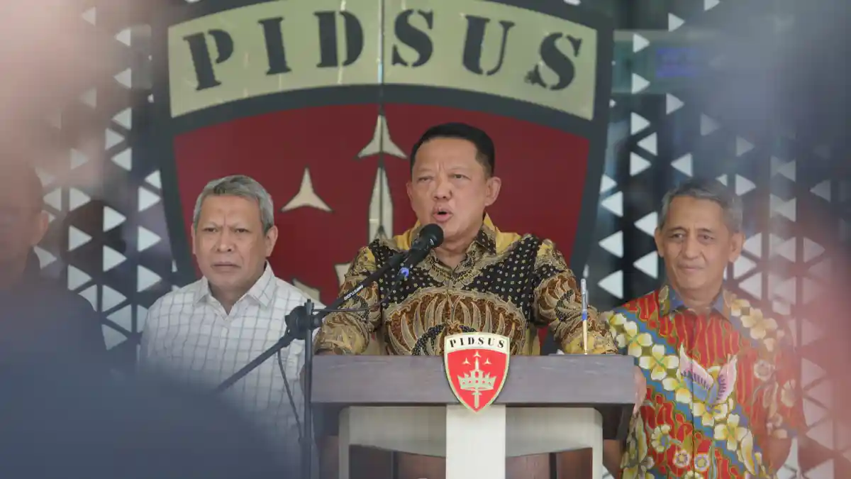 Keterangan-Pers-Jampidsus-Febrie-Adriansyah_20260710_140811-1