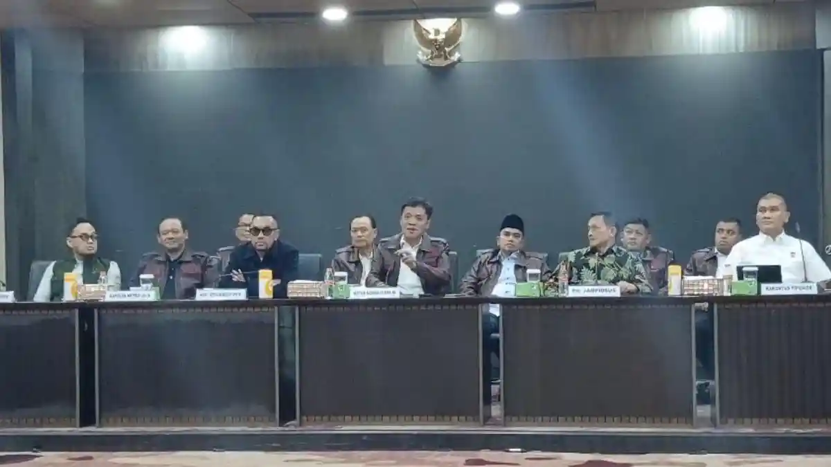 Ketua-Komisi-III-DPR-RI-Habiburokhman-Kakortastipidkor-Toto-Suharyanto-Plt-Jampidsus-Rudi-Margono