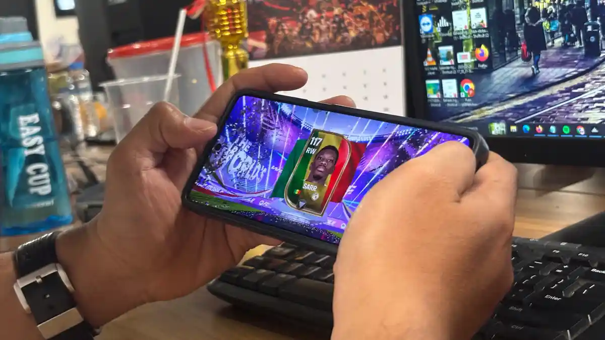 Potret-bermain-gim-FC-Mobile-dari-EA-Sports-ddddededed
