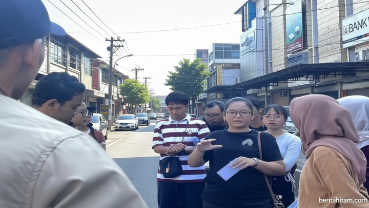 Important Visit: Komunitas Soerakarta Walking Tour Hidupkan Sejarah Kota Solo Lewat Langkah Kaki dan Cerita