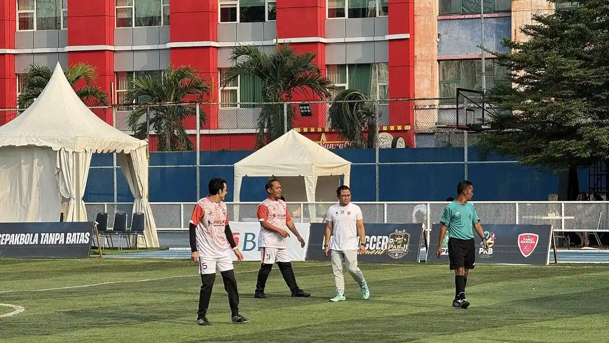 cak-imin-main-bola-321