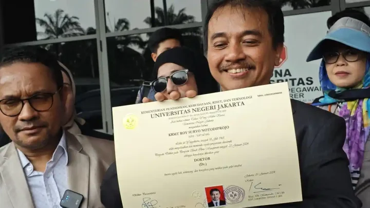 Solving Problems: Ijazah S-3 Roy Suryo Dipersoalkan Taufik Bilfaqih, Mikhael Sinaga: Ini Pengalihan Isu