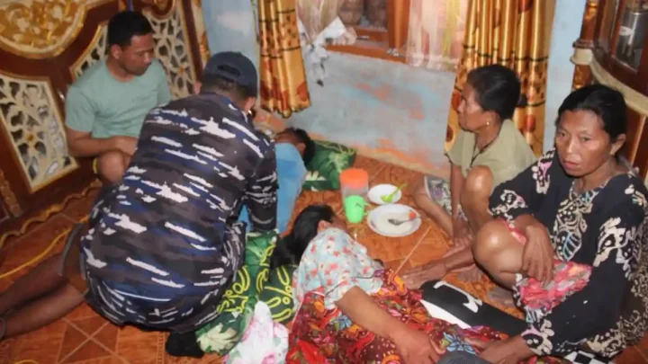 5 Hari Mengapung di Laut – 2 Penumpang Kapal Tenggelam KM Nurul Salsa Lolos dari Maut
