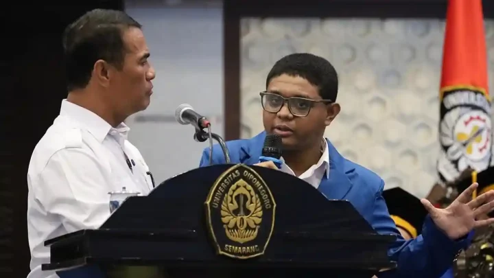 Sosok Adriano Padama, Mahasiswa Undip Suarakan Harga Beras di Alor NTT ke Mentan Amran
