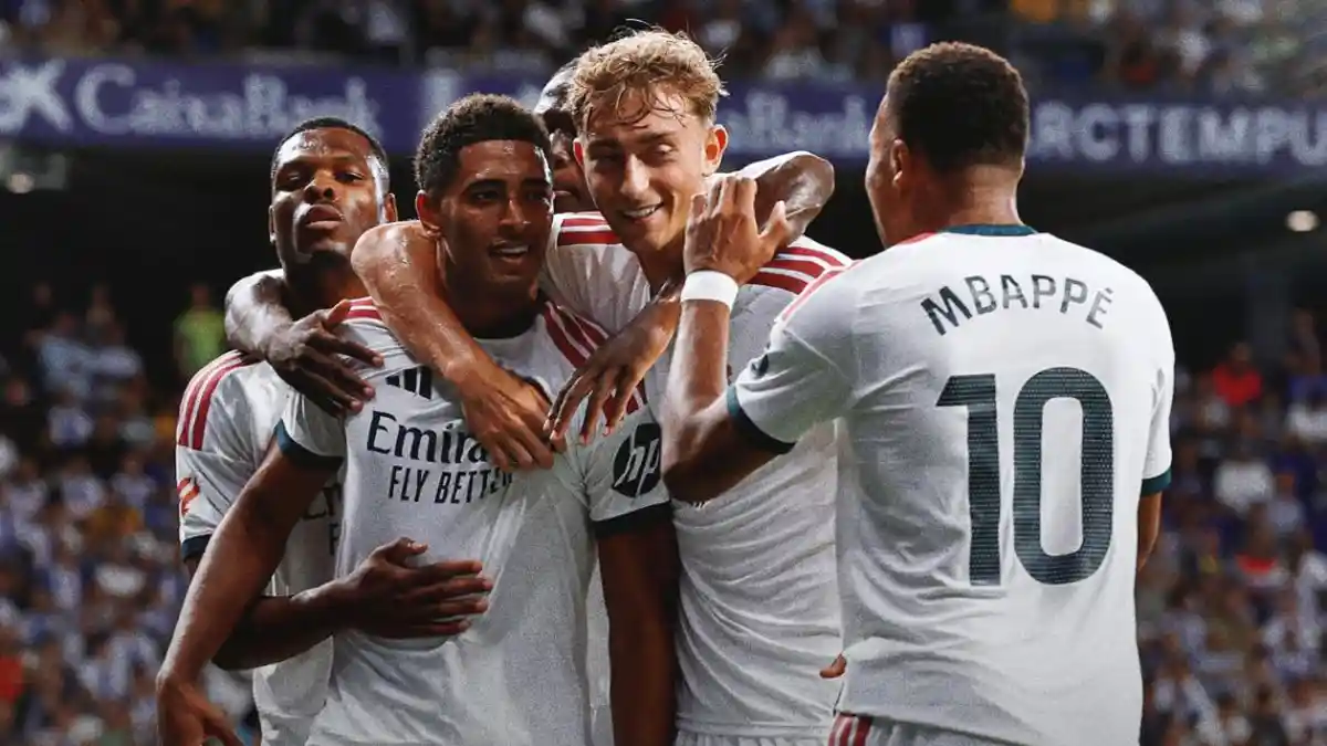 Aksi-para-pemain-Real-Madrid-merayakan-gol-bersama-dalam-pertandingan-melawan-Espanyol