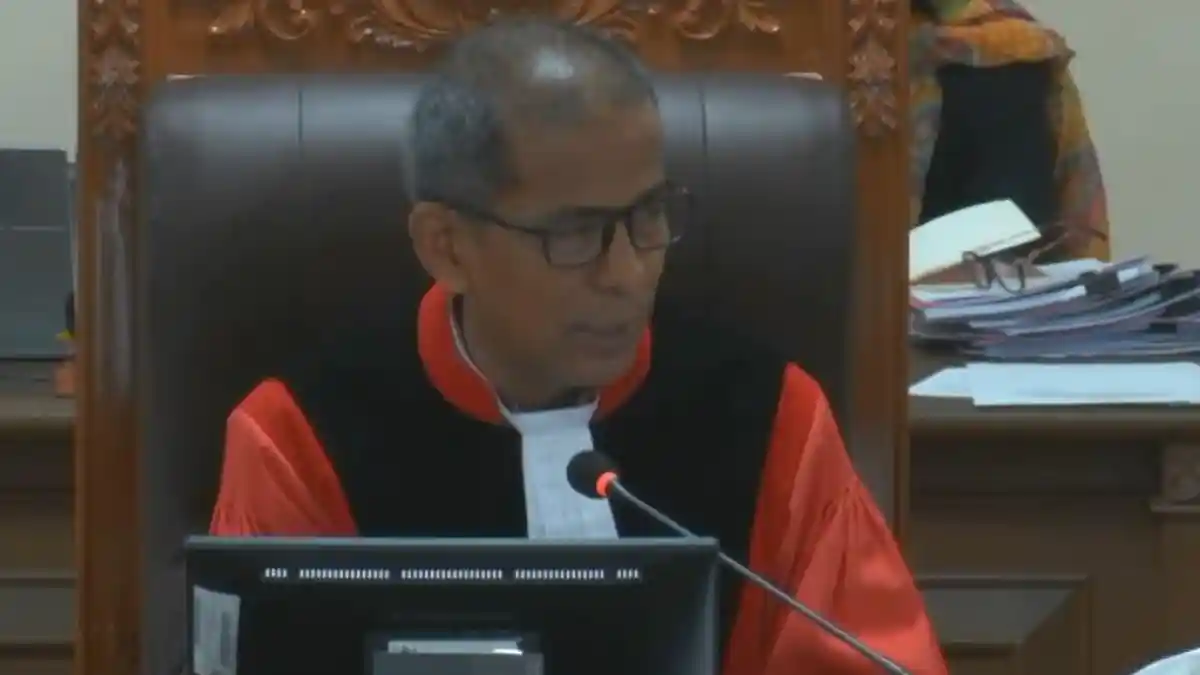 Hakim-Saldi-Isra-pada-Sidang-Perkara-P